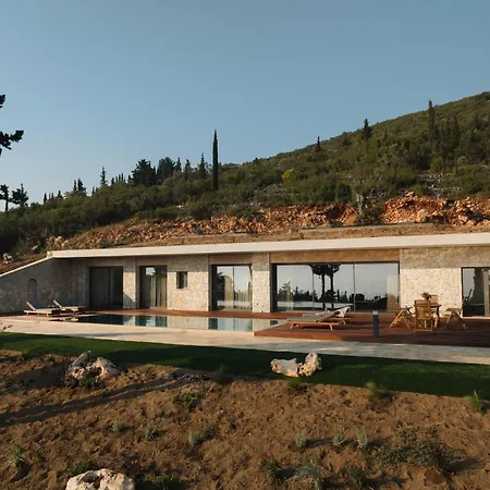 Вилла Petroto Sea View