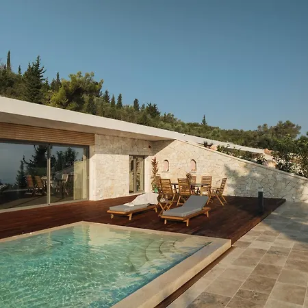 Вилла Petroto Sea View Цукаладес