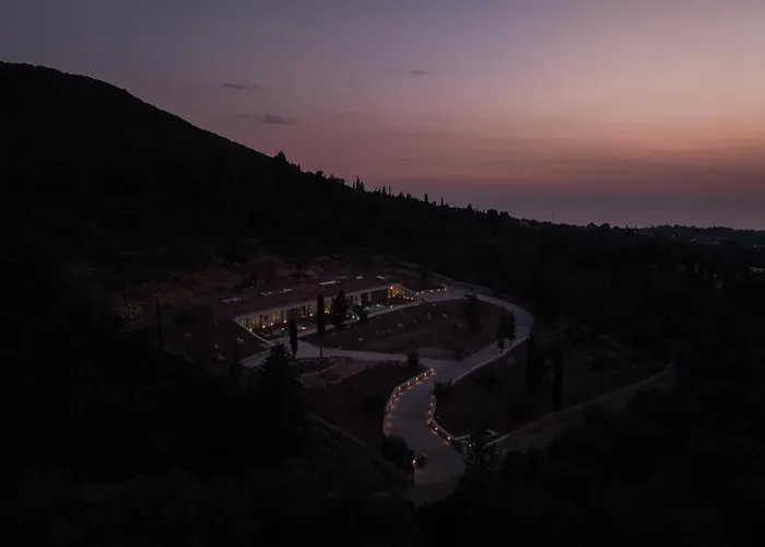 Petroto Sea View Villa Tsoukaladhes