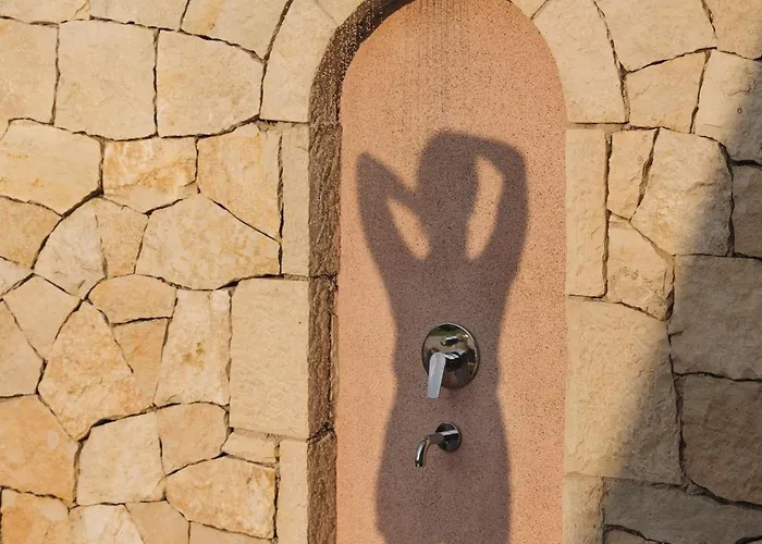 Petroto Sea View Tsoukaladhes