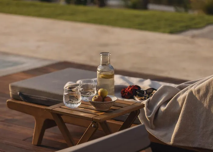 Petroto Sea View Villa Tsoukaladhes