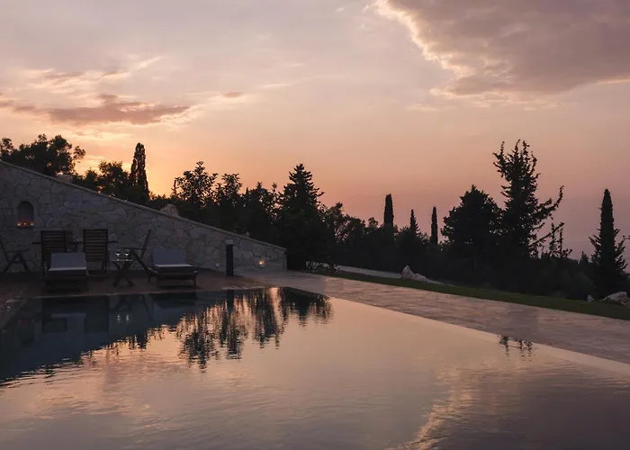 Petroto Sea View * Tsoukaladhes